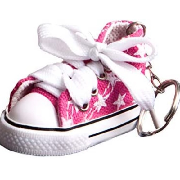 Mini converse high tops Keychain New - Picture 2 of 7